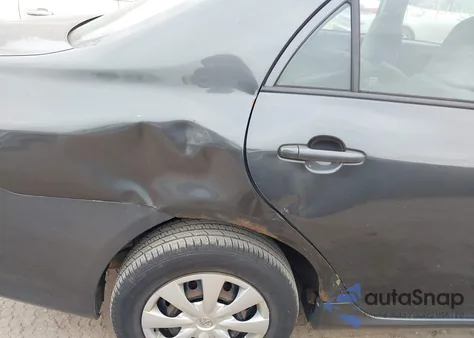 2010 Toyota Corolla S/Le/Xle z USA, uszkodzony, nr VIN 1NXBU4EEXAZ356468